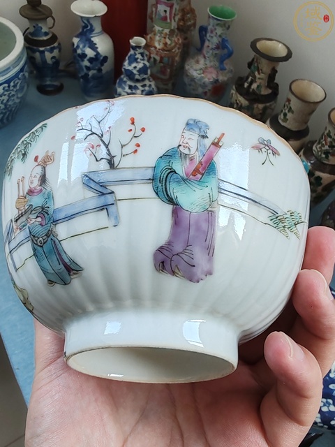 古玩陶瓷粉彩碗真品鑒賞圖