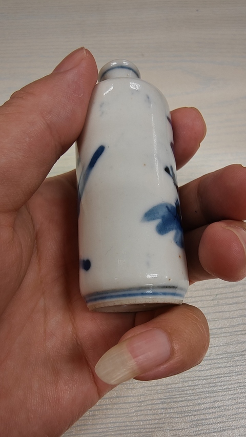 古玩陶瓷青花鼻煙壺真品鑒賞圖