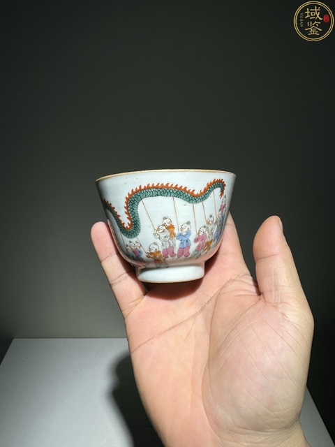 古玩陶瓷百子鬧春杯真品鑒賞圖