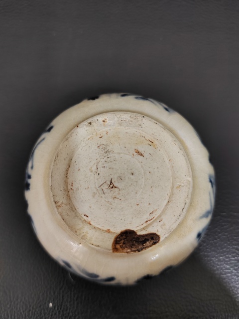 古玩陶瓷安南窯青花粉盒真品鑒賞圖
