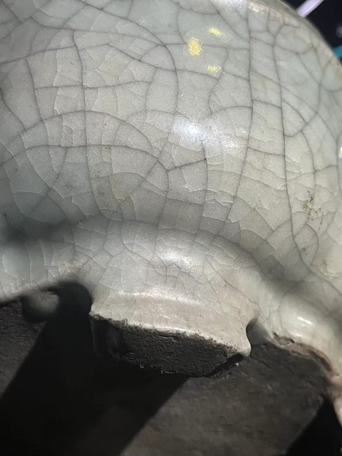 古玩陶瓷綠哥釉水仙盆真品鑒賞圖