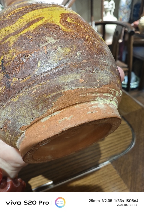 古玩陶瓷宋代黃釉絞釉瓶真品鑒賞圖