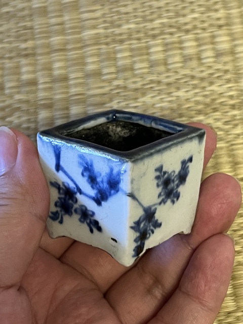 古玩陶瓷青花花卉紋四方洗真品鑒賞圖