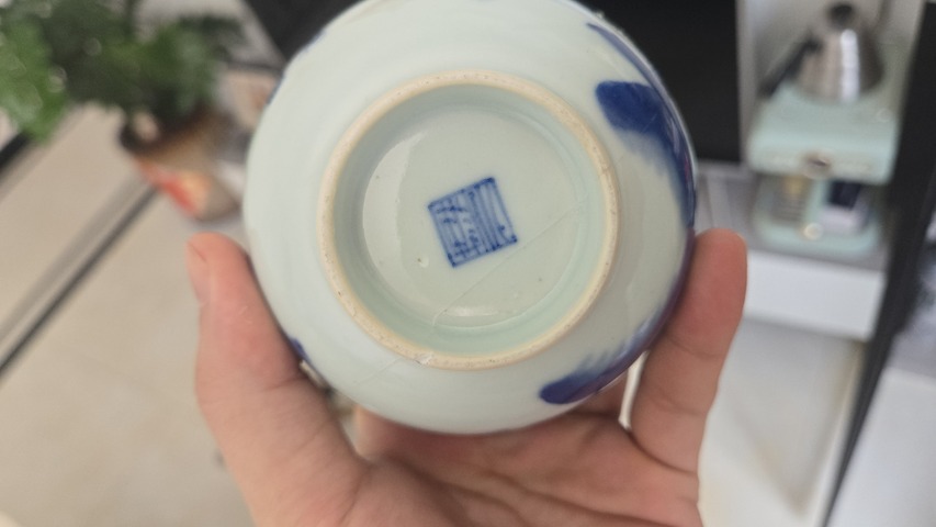 古玩陶瓷清中期青花杯真品鑒賞圖