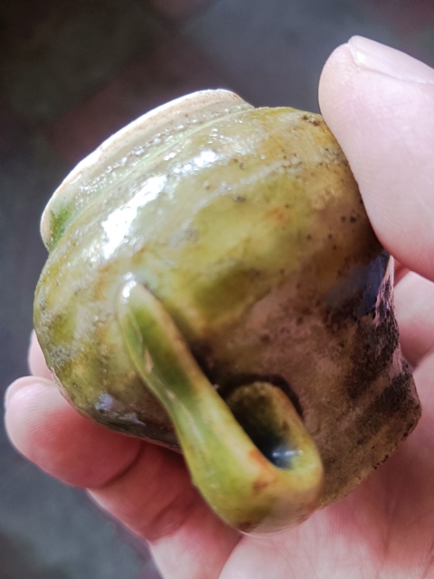 古玩陶瓷硯滴真品鑒賞圖