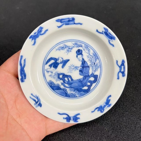 古玩陶瓷三娘教子圖青花盤真品鑒賞圖
