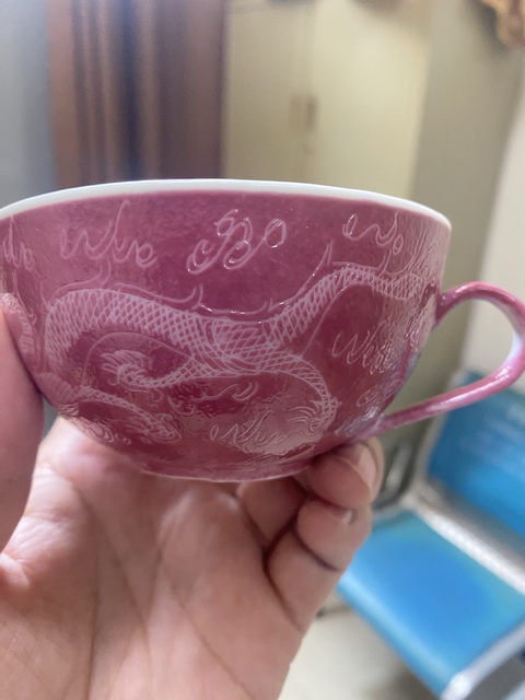 古玩陶瓷民國胭脂紅軋道龍紋杯真品鑒賞圖