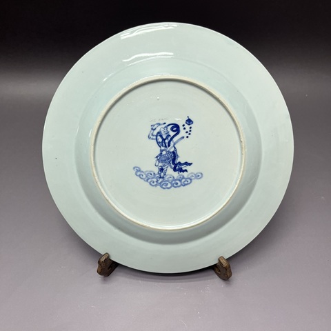古玩陶瓷折枝花卉紋青花盤真品鑒賞圖