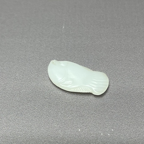 古玩陶瓷和田玉鱖魚吊墜真品鑒賞圖