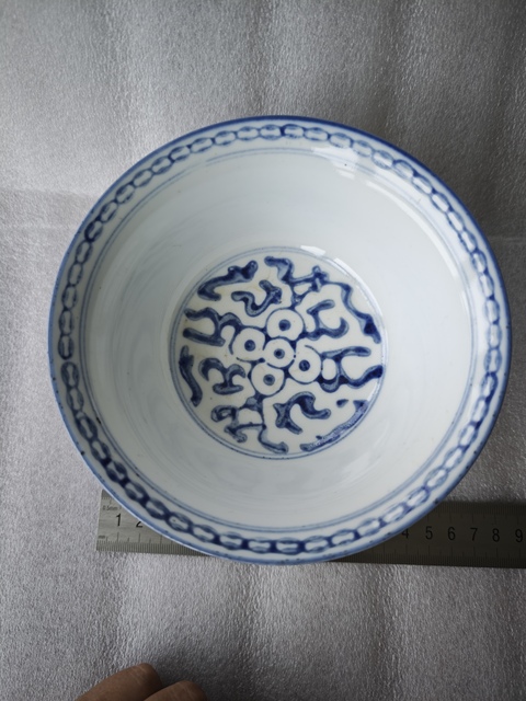 古玩陶瓷青花碗真品鑒賞圖
