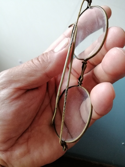 古玩雜項老眼鏡真品鑒賞圖