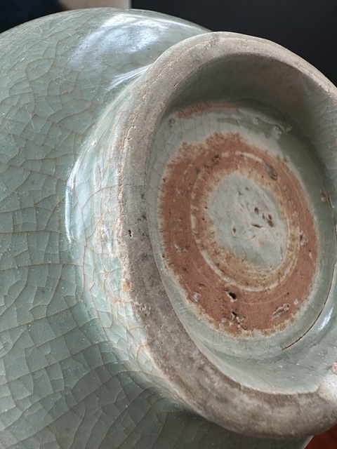 古玩陶瓷龍泉窯青釉碗真品鑒賞圖