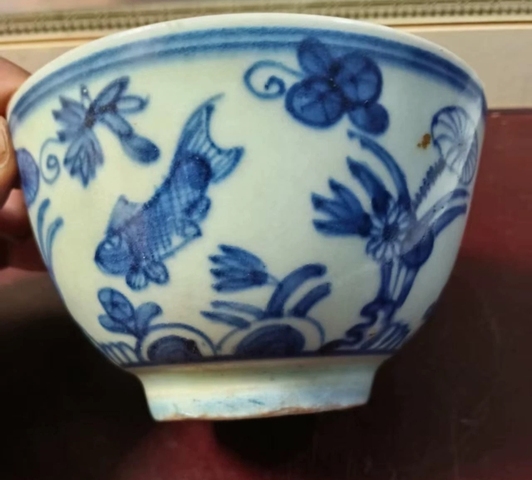 古玩陶瓷青花魚藻紋碗真品鑒賞圖