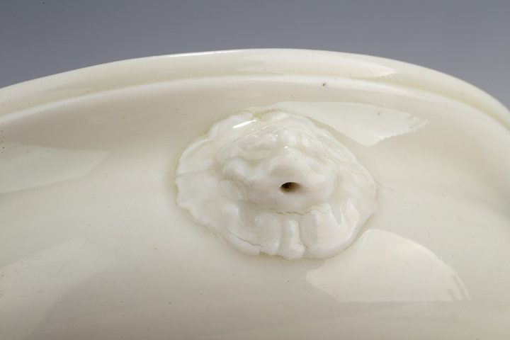 古玩陶瓷清中早·白釉獅耳爐真品鑒賞圖