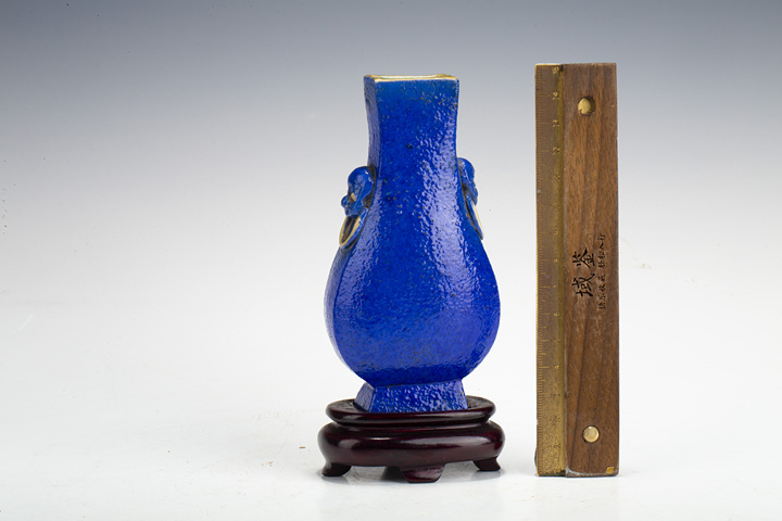 古玩陶瓷清晚·藍(lán)釉小鋪首尊真品鑒賞圖