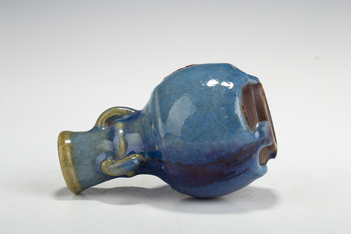 古玩陶瓷清中晚·窯變釉乳釘三耳小瓶真品鑒賞圖