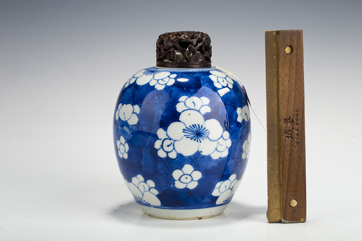 古玩陶瓷清康熙·青花冰梅紋小罐真品鑒賞圖