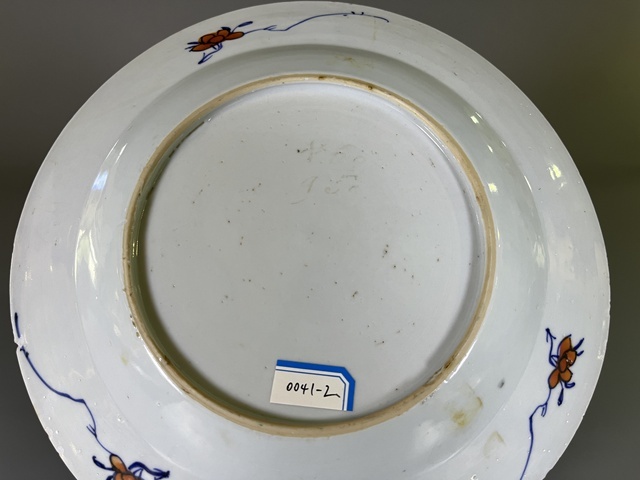 古玩陶瓷清早期·青花加彩花卉紋盤真品鑒賞圖
