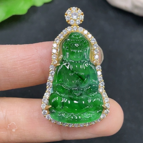 古玩玉器天然翡翠觀音掛墜真品鑒賞圖