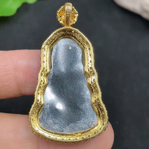 古玩玉器天然翡翠觀音掛墜真品鑒賞圖