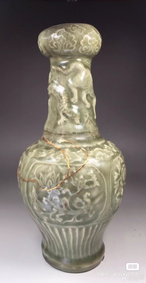 古玩陶瓷龍泉青瓷貼塑龍虎紋瓶拍賣,當(dāng)前價(jià)格280000元