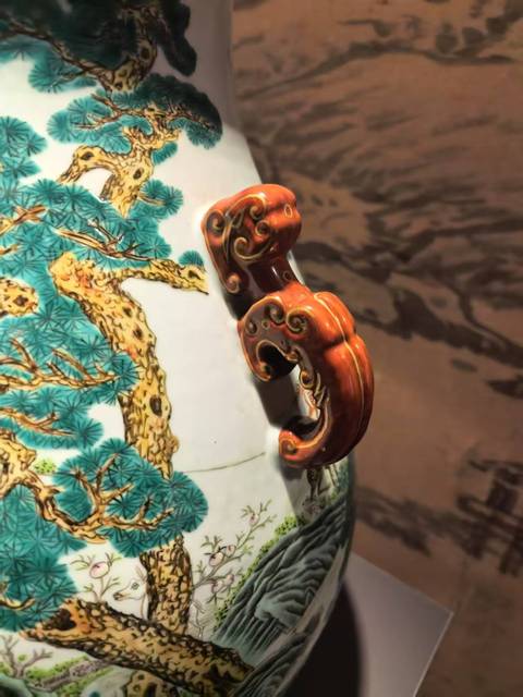 古玩陶瓷粉彩百鹿尊真品鑒賞圖