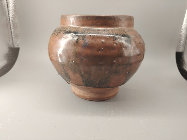 古玩陶瓷窯變黑釉罐真品鑒賞圖