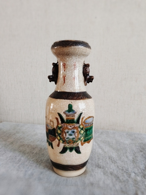 古玩陶瓷晚清哥釉五彩瓶拍賣,當(dāng)前價(jià)格1300元
