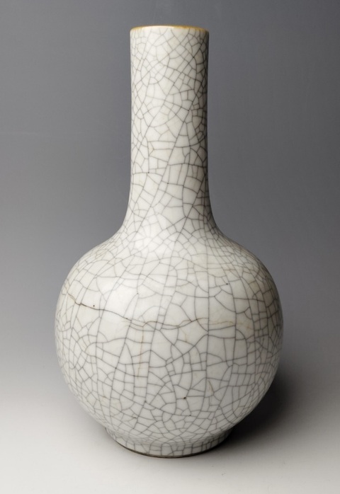古玩陶瓷哥釉天球瓶真品鑒賞圖
