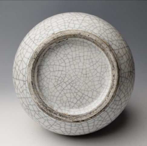 古玩陶瓷哥釉天球瓶真品鑒賞圖