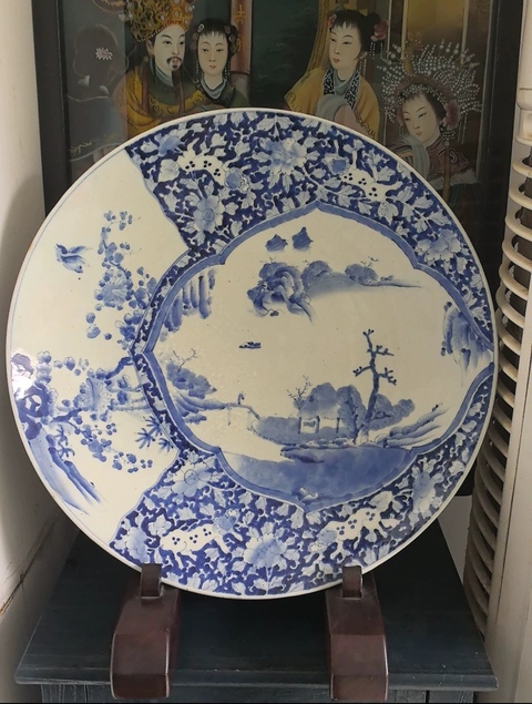 古玩陶瓷青花花卉開窗山水紋盤（日本瓷）真品鑒賞圖