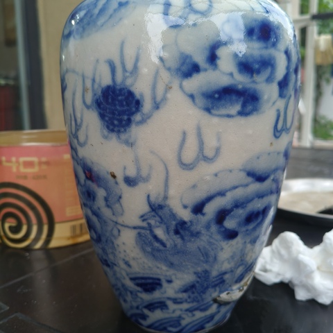 古玩陶瓷青花瓶真品鑒賞圖