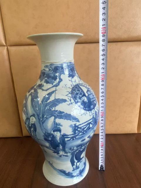 古玩陶瓷人物紋青花觀音瓶真品鑒賞圖