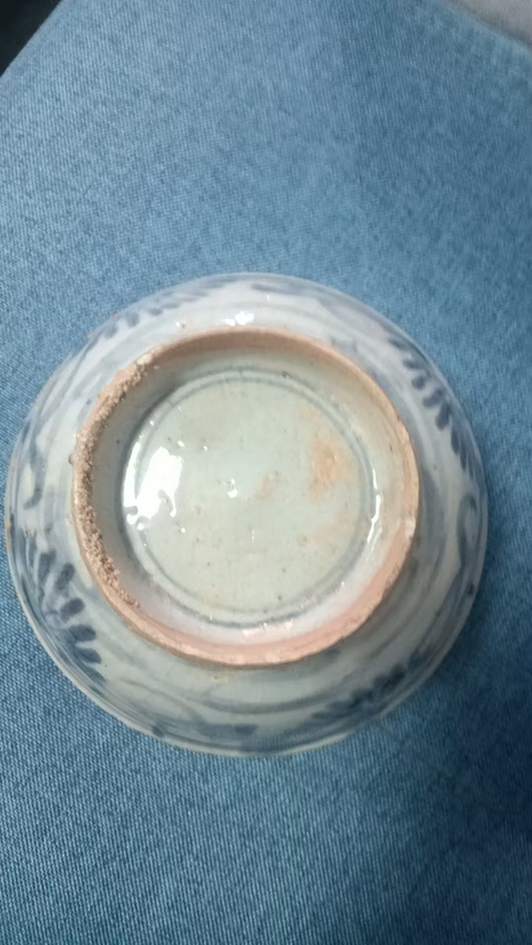 古玩陶瓷菊花碗真品鑒賞圖