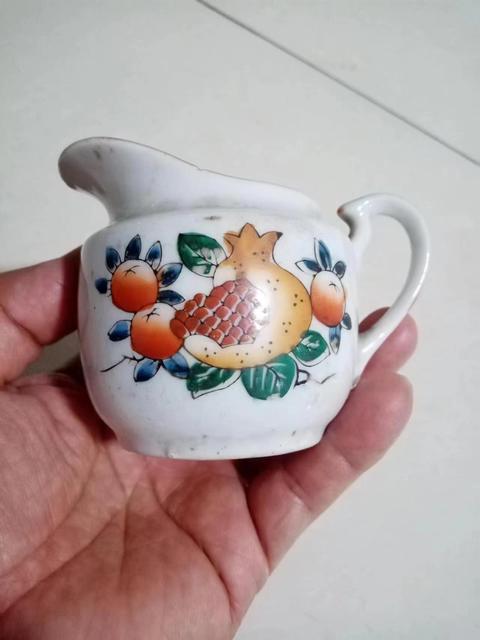 古玩陶瓷粉彩三多紋茶壺拍賣(mài),當(dāng)前價(jià)格388元