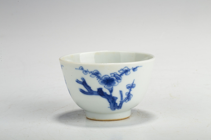 古玩陶瓷青花花卉紋杯真品鑒賞圖