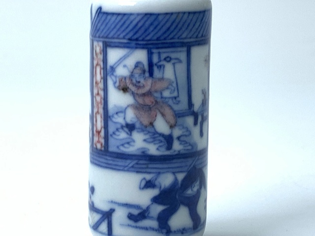古玩陶瓷青花釉里紅人物故事紋鼻煙壺，模糊偏老真品鑒賞圖
