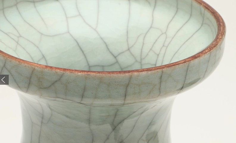 古玩陶瓷仿官釉琵琶尊,模糊,偏老真品鑒賞圖