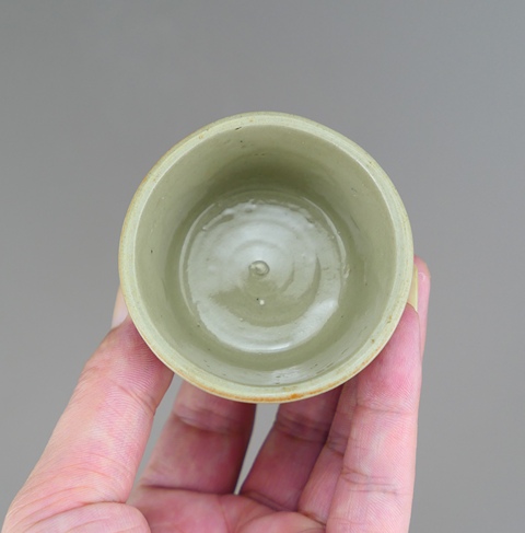 古玩陶瓷龍泉青瓷杯和托真品鑒賞圖