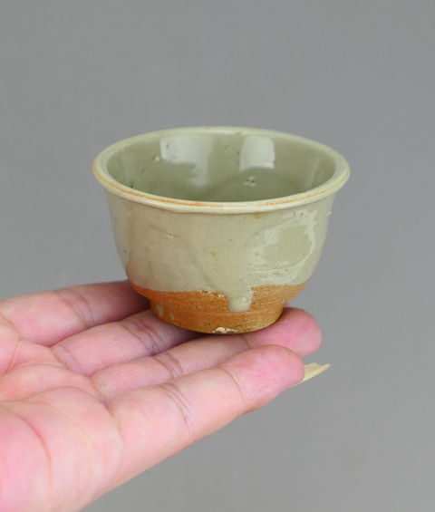 古玩陶瓷龍泉青瓷杯和托真品鑒賞圖
