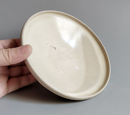 古玩陶瓷精品宋金白釉折沿盤拍賣,當前價格174元