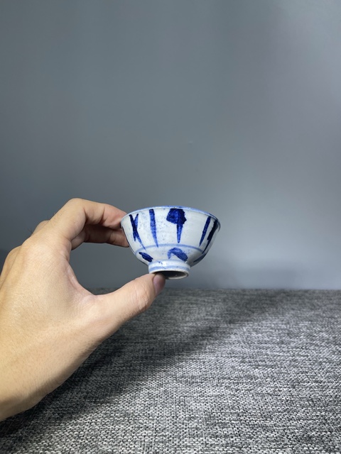 古玩陶瓷清中晚.青花花卉紋茶杯拍賣(mài),當(dāng)前價(jià)格0元