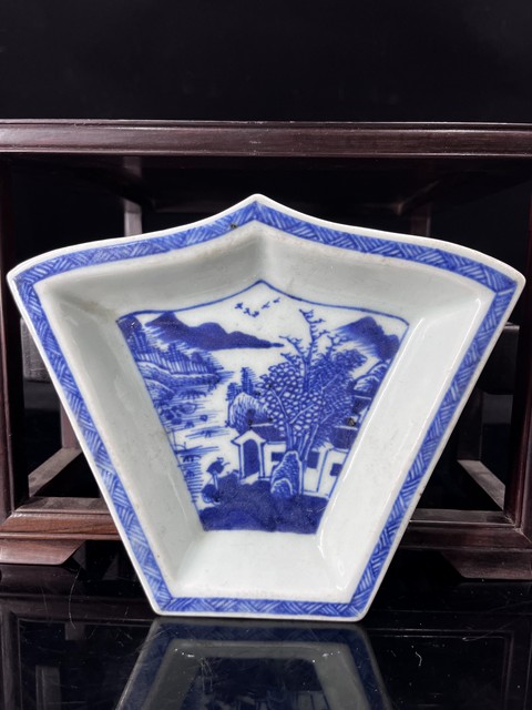 古玩陶瓷青花山水紋九子串盤真品鑒賞圖
