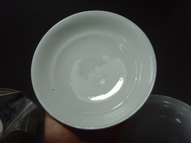 古玩陶瓷胭脂紅釉龍紋蓋盤真品鑒賞圖