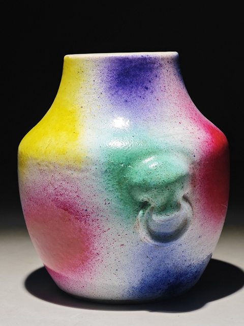 古玩陶瓷桃花洞釉雙鋪首瓶標本真品鑒賞圖