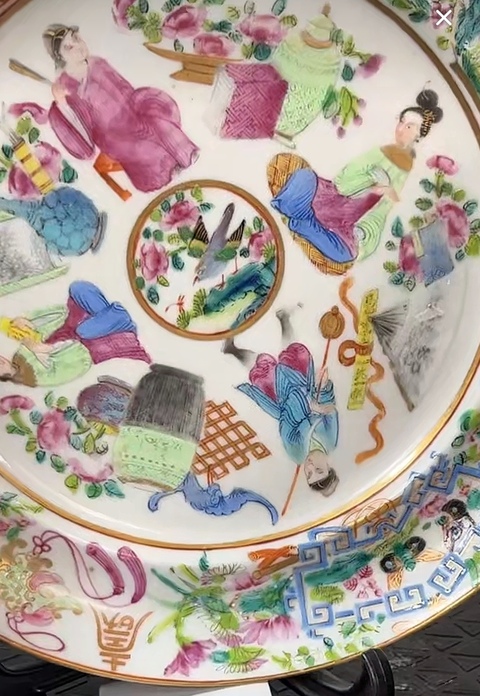 古玩陶瓷人物紋廣彩盤真品鑒賞圖