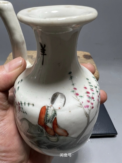 古玩陶瓷仕女紋粉彩無柄壺真品鑒賞圖