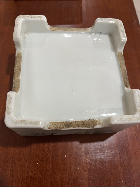 古玩陶瓷鶴紋蓋盒真品鑒賞圖