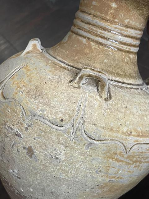 古玩陶瓷南北朝青瓷四系瓶拍賣,當前價格6888元