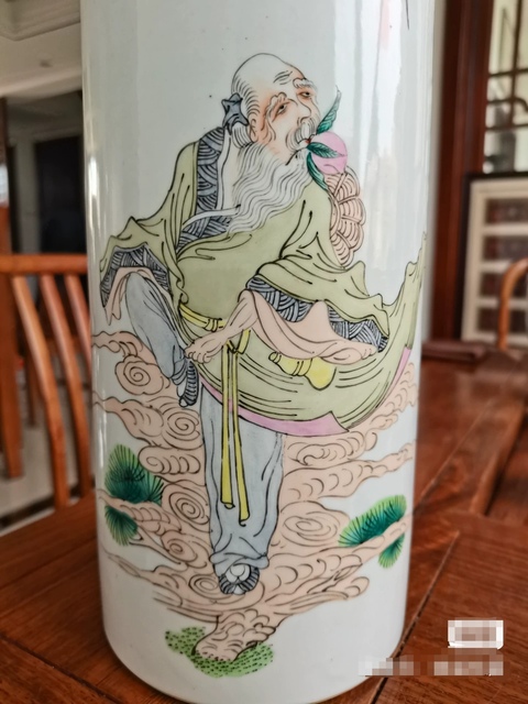 古玩陶瓷東方朔偷桃新粉彩帽筒真品鑒賞圖
